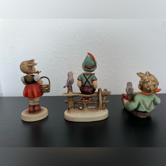 Vintage Goebel Hummel Set 3 Piece Porcelain Figurine, West Germany - Picture 2 of 6